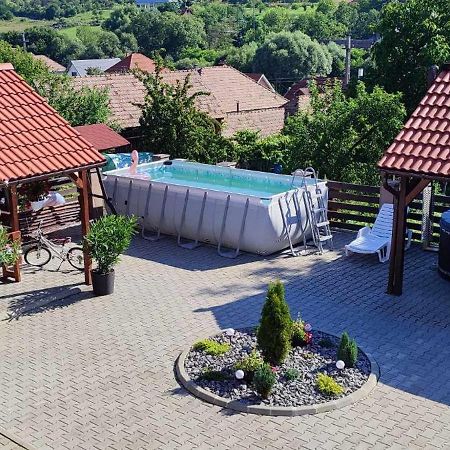 ホテル Farkaslaki Panorama Vendeghaz Lupeni  エクステリア 写真